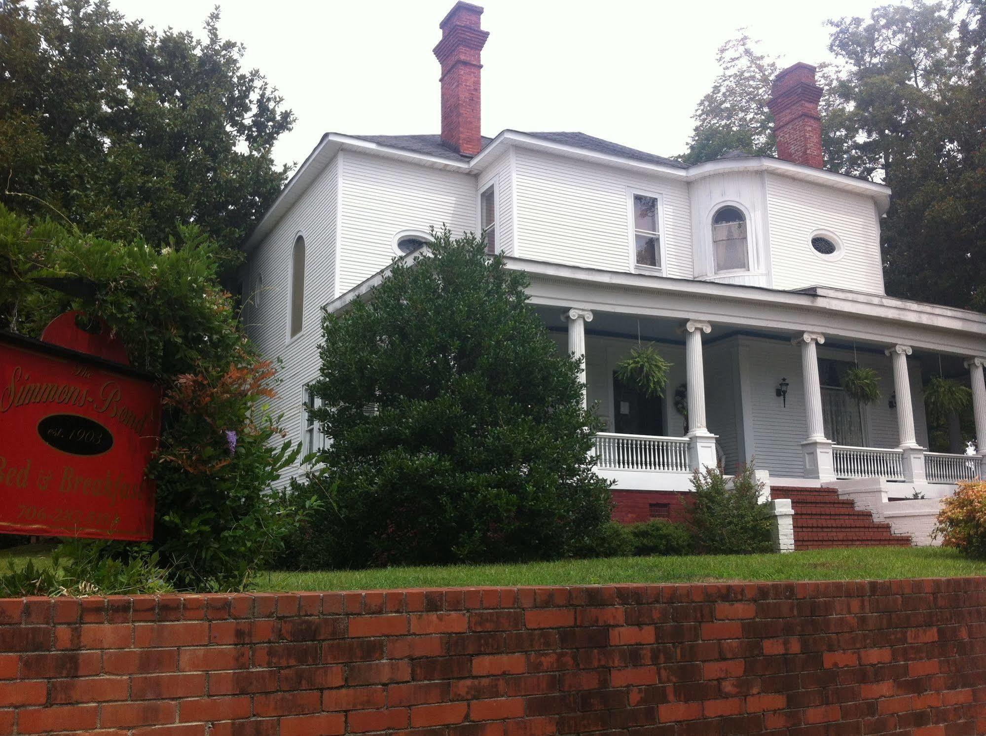 Toccoa Simmons-Bond Inn Bed & Breakfast المظهر الخارجي الصورة